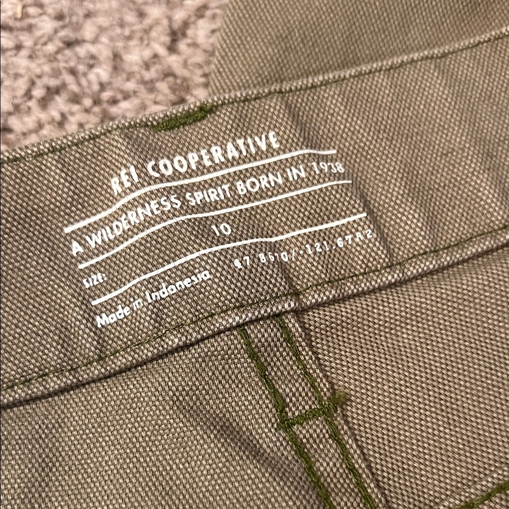 REI Olive Green Women's Pants - Picture 2 of 6